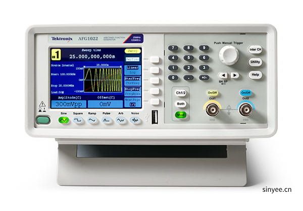 tektronix_afg1000_pic01